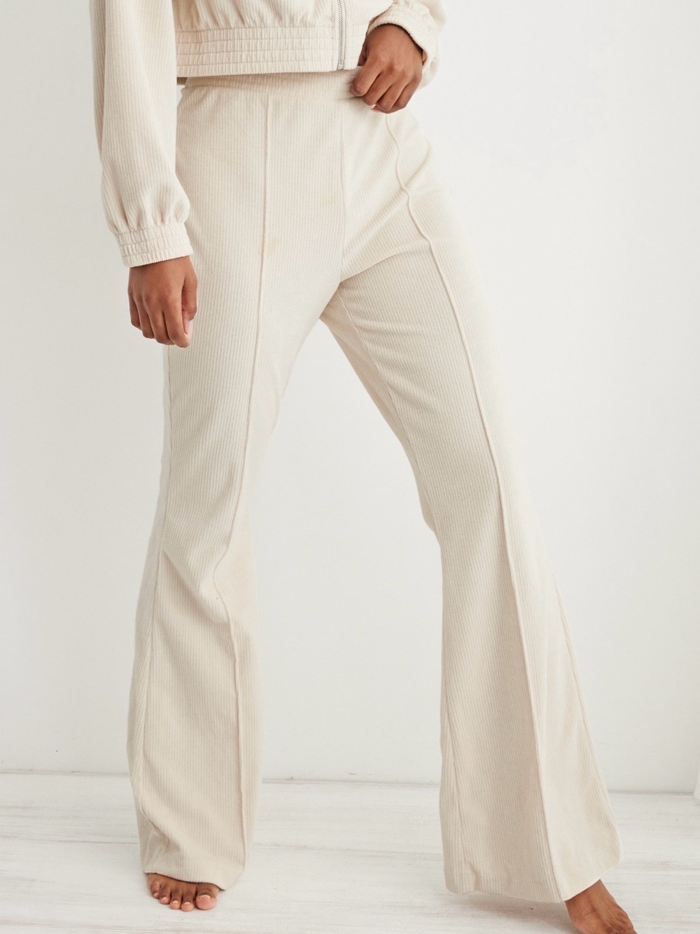 Aerie Groove-On Ribbed Velour Flare Pants Cream Size XS